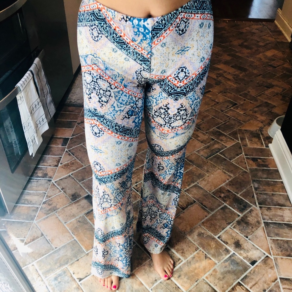 Xhilaration pants